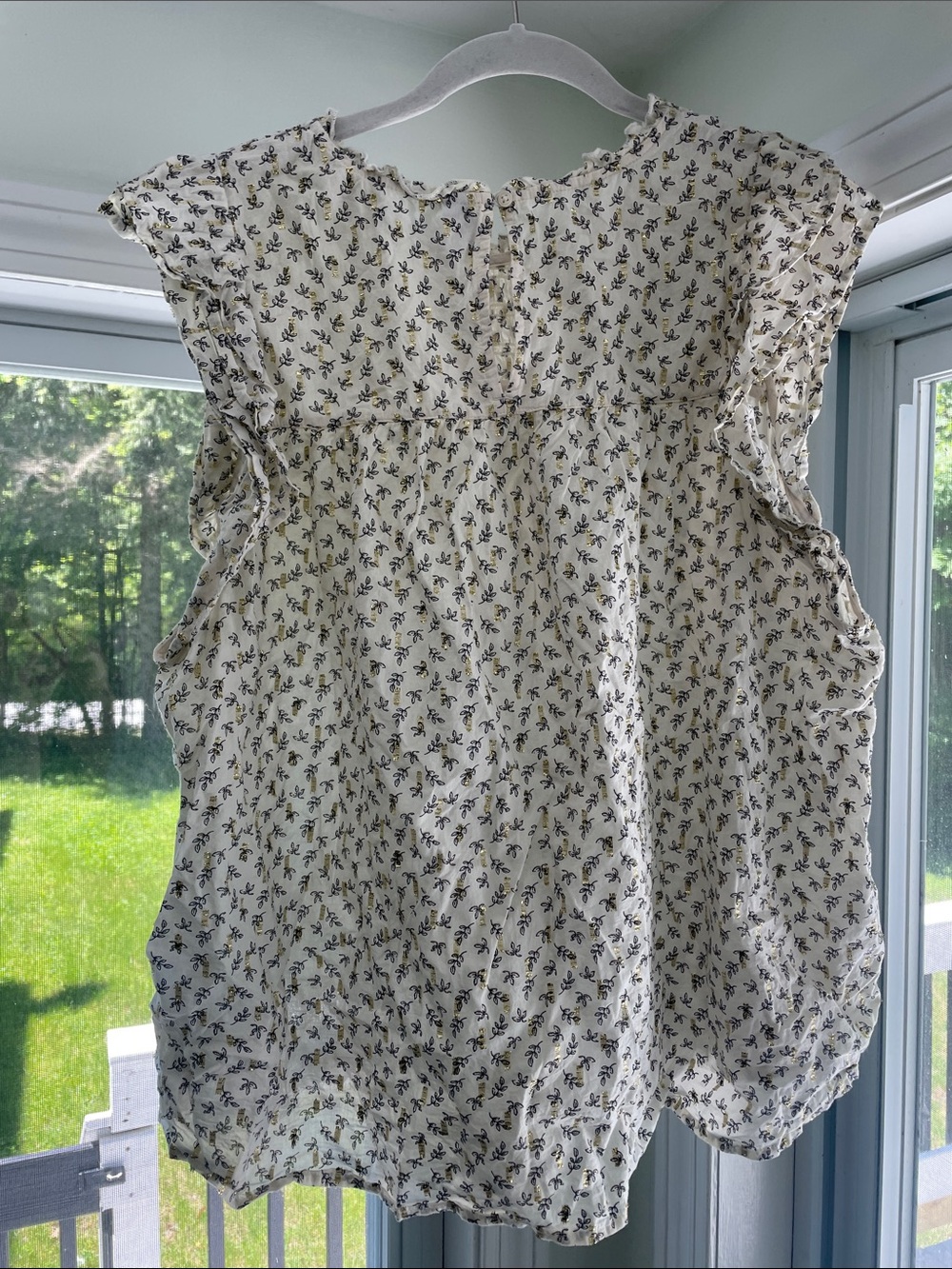 Old Navy Cream Floral Ruffle Sleeve Blouse - Navy Print - Picture 4 of 5